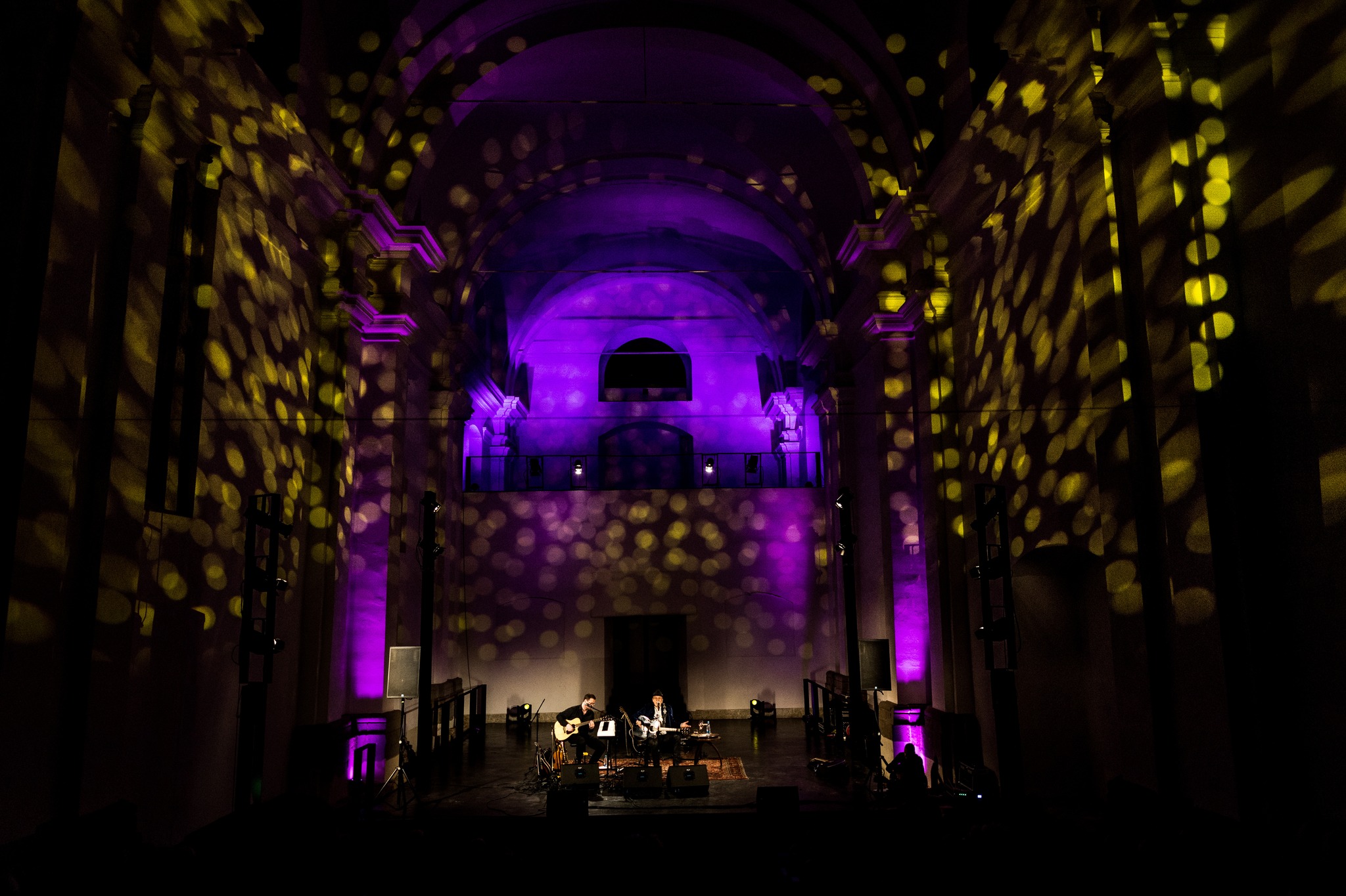 Dvorana med koncertom Vlada Kreslina